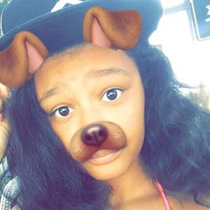 Meet your Posher, Shay