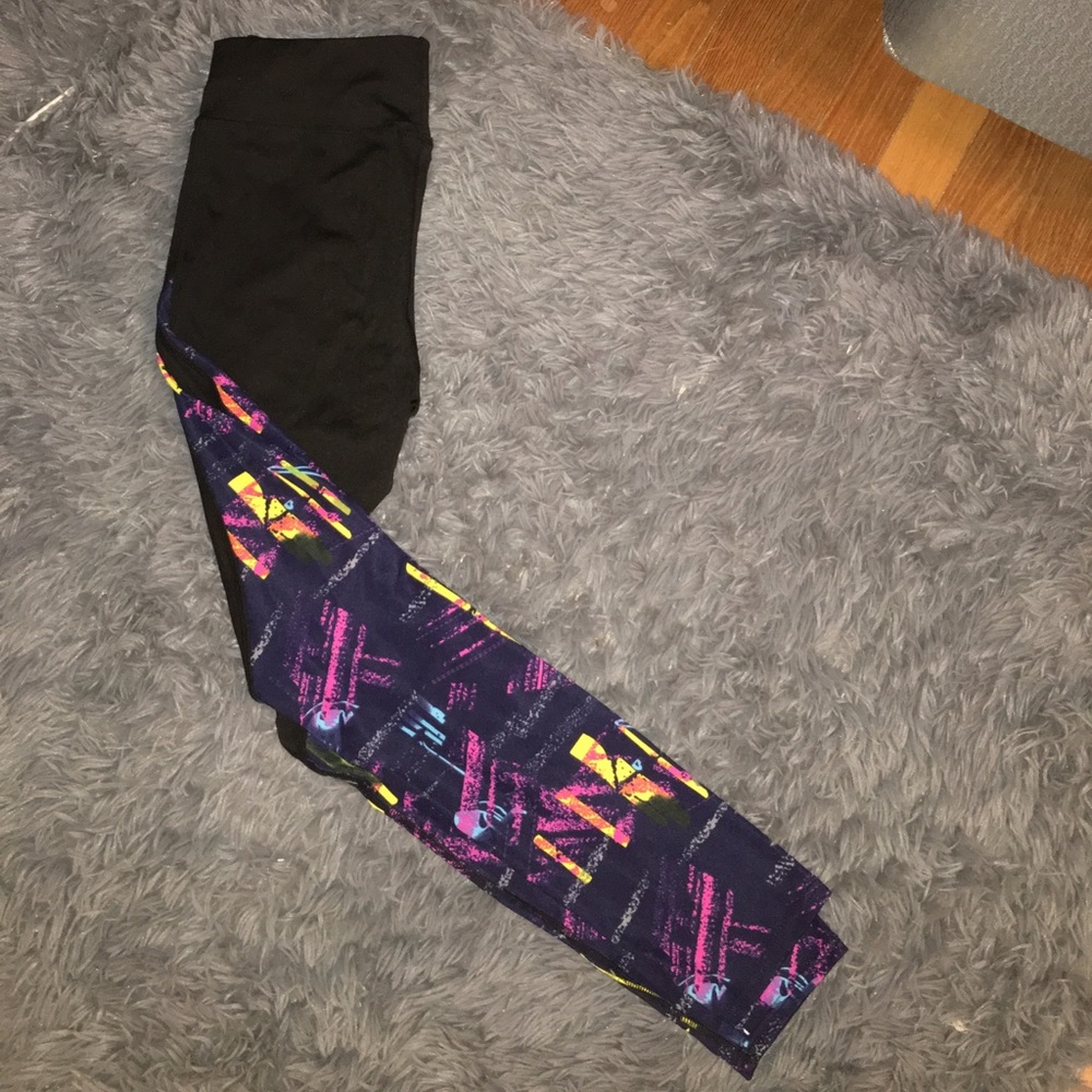 POP fit leggings black/ multi-color size M