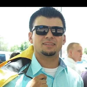 Meet your Posher, Derek