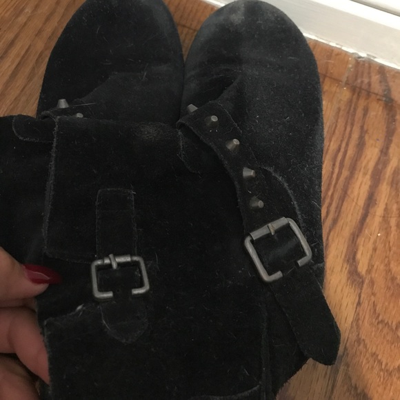 Black boots - Picture 4 of 4