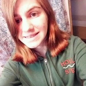 Meet your Posher, Christa