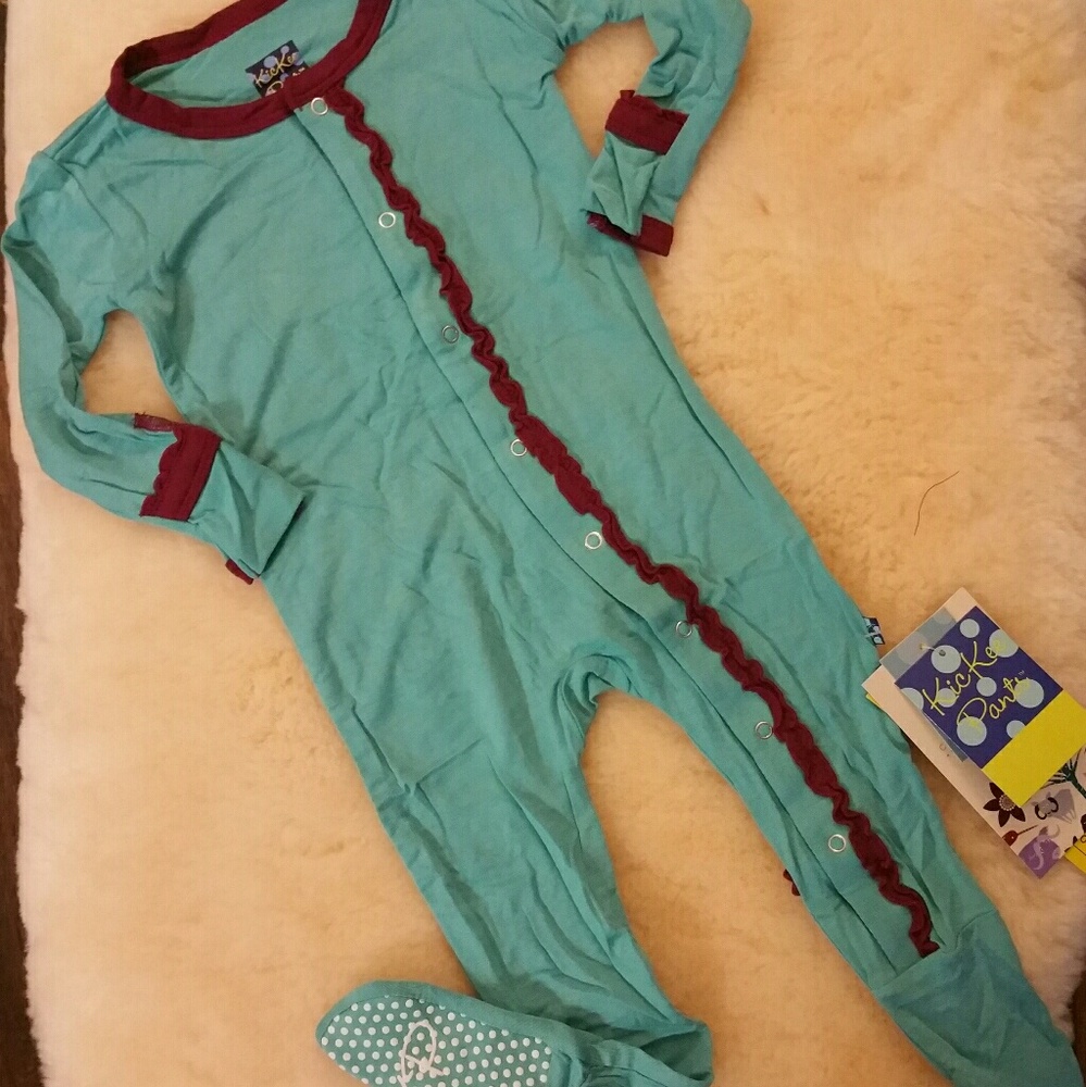 Kickee Pants Ruffle Footie - Glacier w/ Melody
