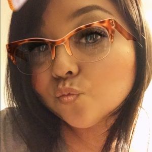 Meet your Posher, Vilma