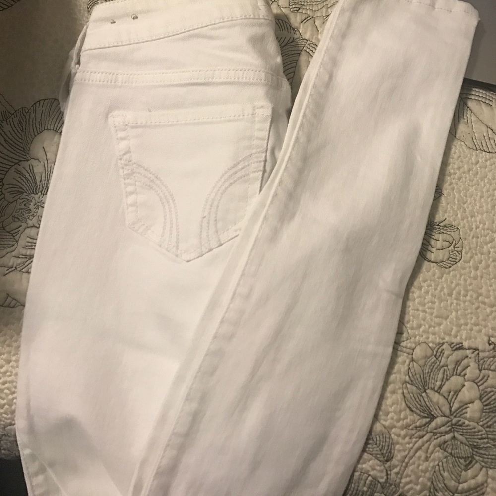 White hollister jeans