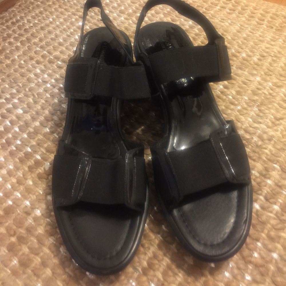 Donald J Pliner Black Leather Wedge Sandals