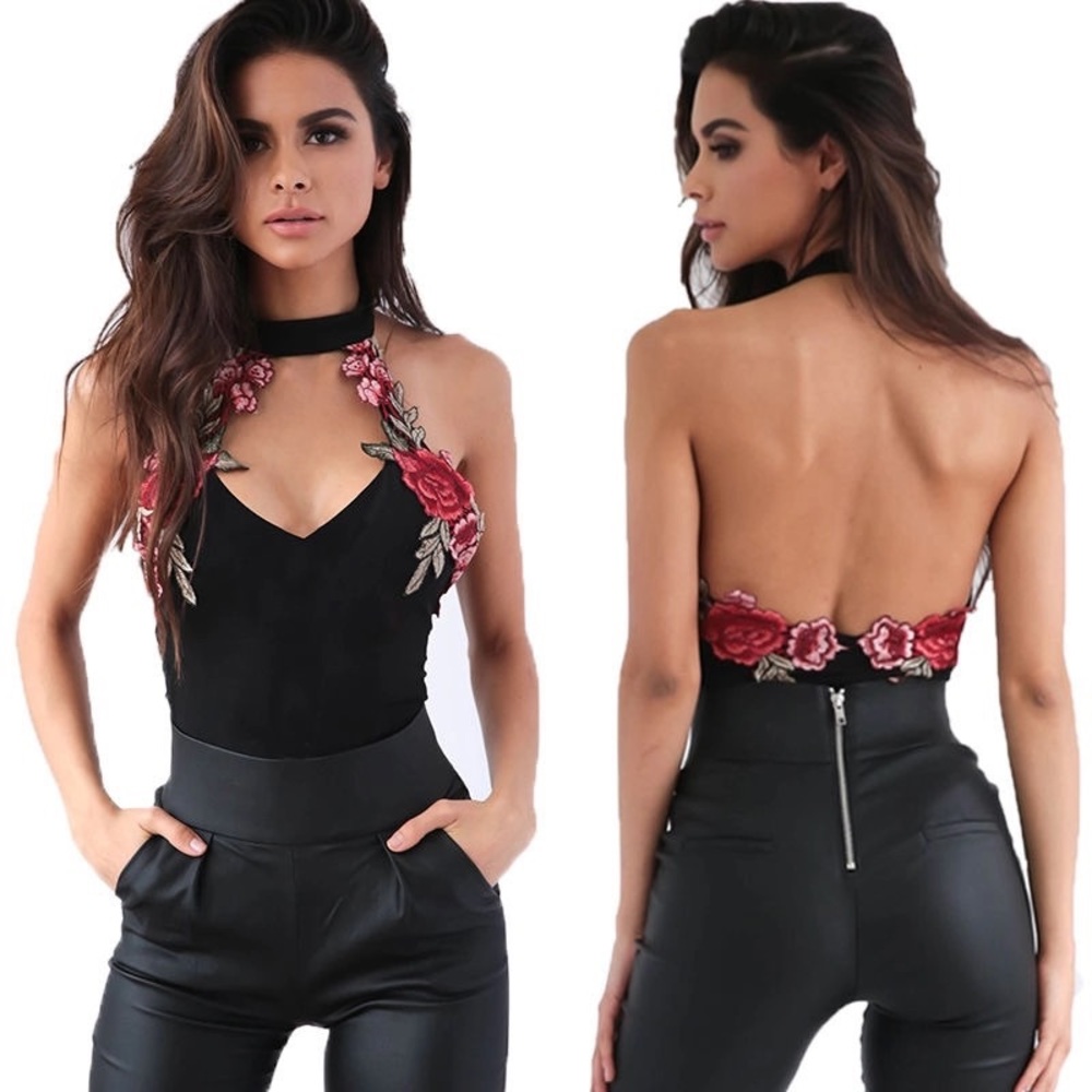 🔺Only 2 small Available🔺embroidered bodysuit