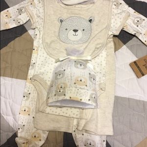 Chick Pea Baby Set