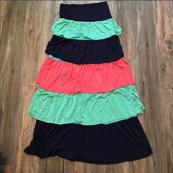 Dresses & Skirts - Ruffle maxi skirt