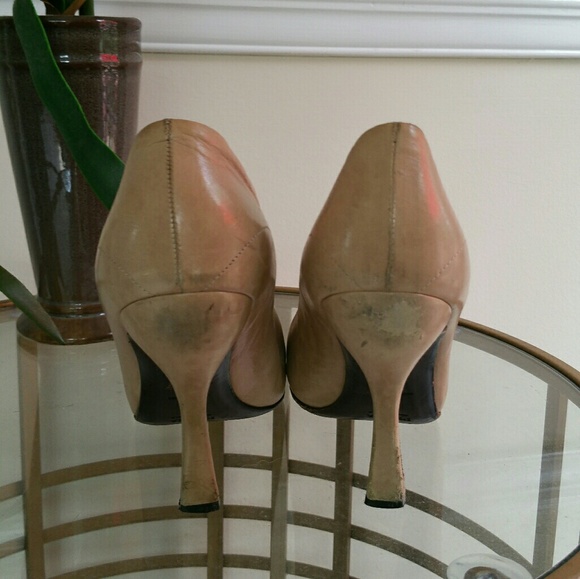 Vintage Prada Leather and Patent Heels - Picture 3 of 4