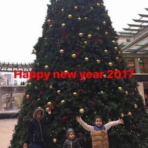 Meet your Posher, Hala