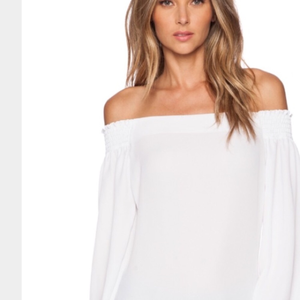 Eighty six white of the shoulder top