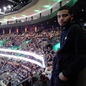 Meet your Posher, Marcos