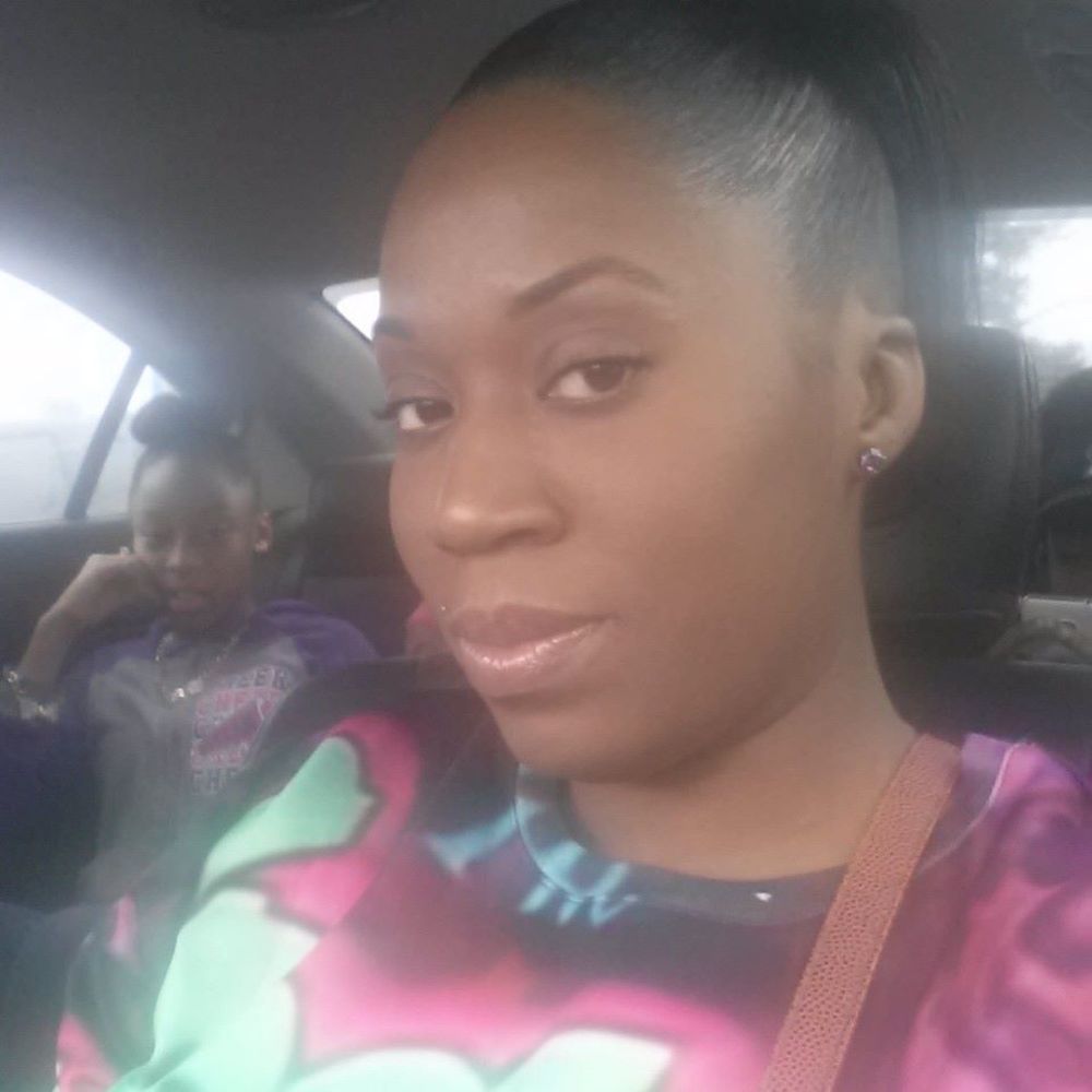 Meet your Posher, Edita