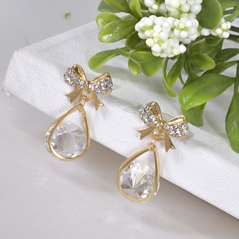 Sweet Tie the Knot Wedding Earrings