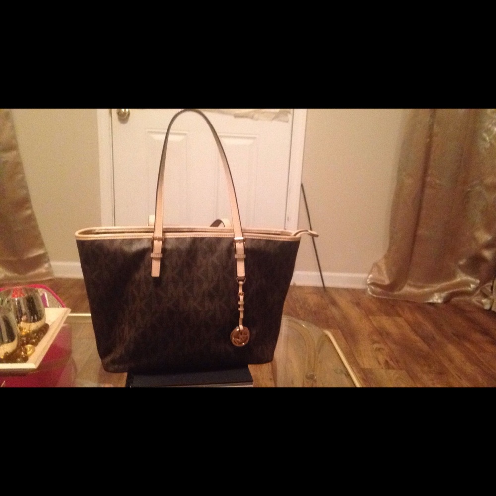 Michael Kors purse