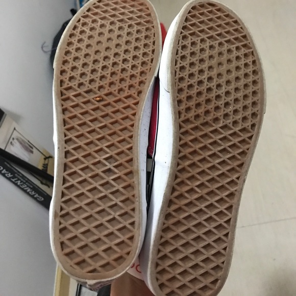 Vans - Picture 2 of 5