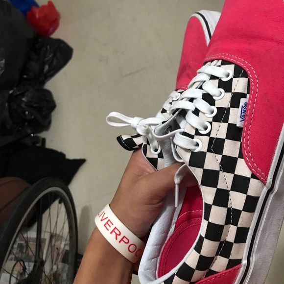 Vans - Picture 5 of 5