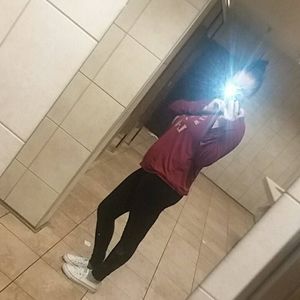 Meet your Posher, Nikki