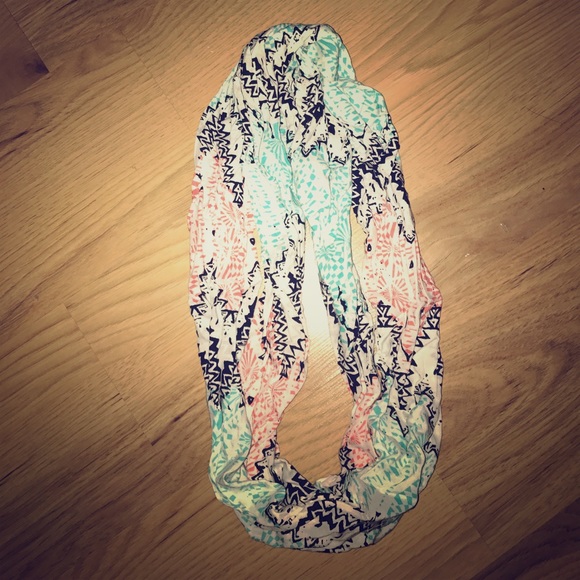 Accessories - BUNDLE ONLY! No boundaries scarf ❤️