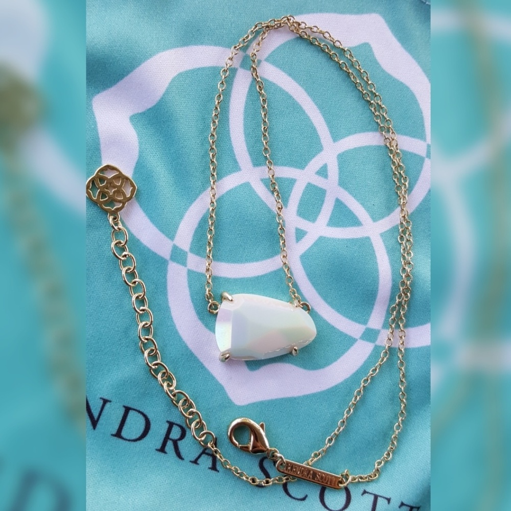 Kendra Scott Iridescent Isla