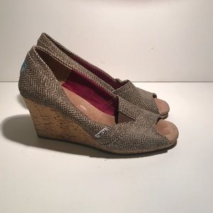 TOMS Wedge Shoes 8.5