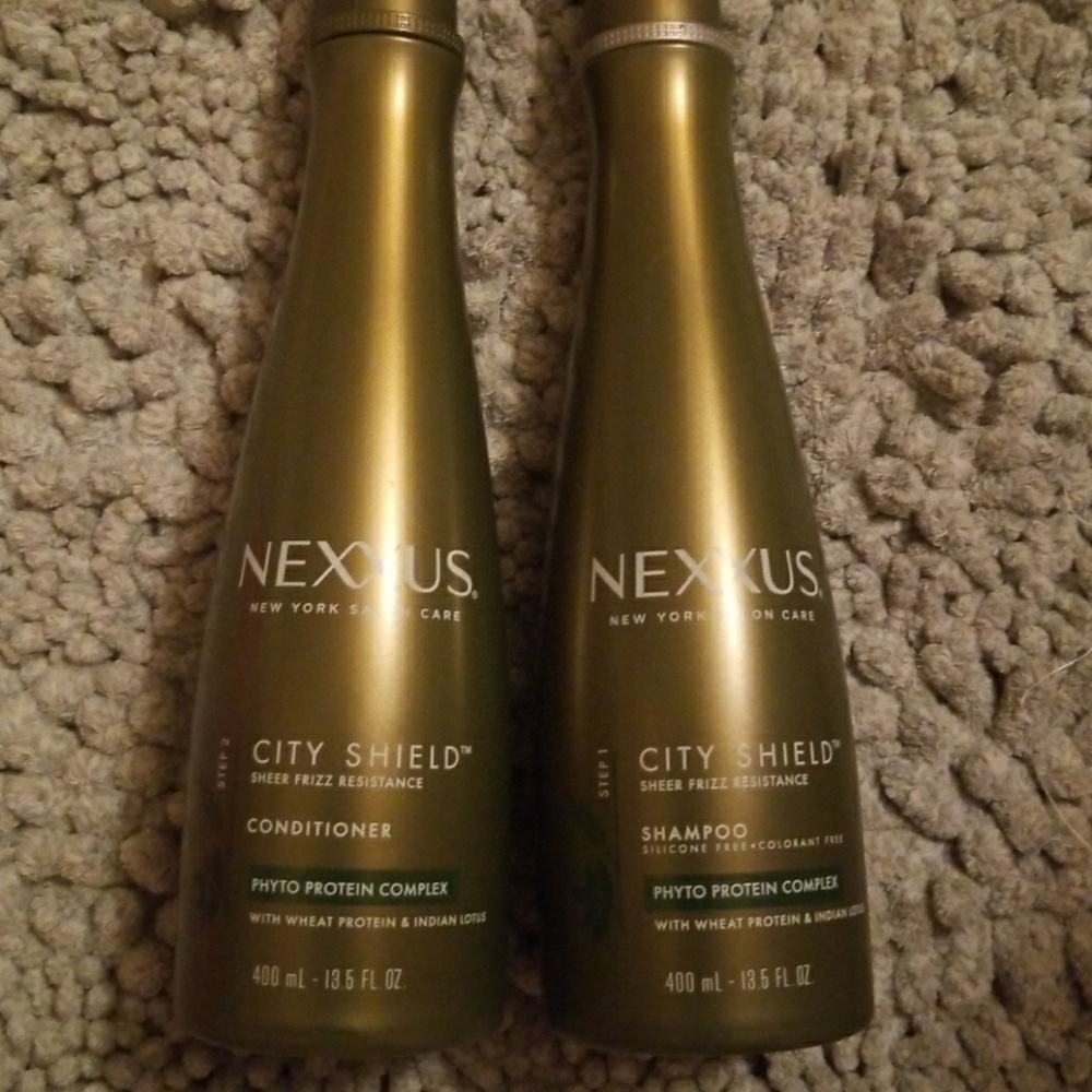 Nexxus shampoo and conditioner bundle