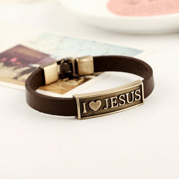 I love Jesus Bracelet - Picture 2 of 5