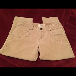 Levi Strauss corduroy stretch Capris