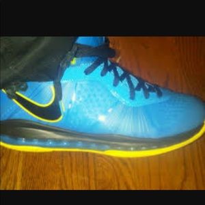 Nike Lebron 8 V/2
