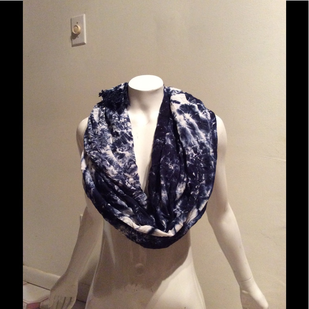 Tie Dye Oversize Scarf