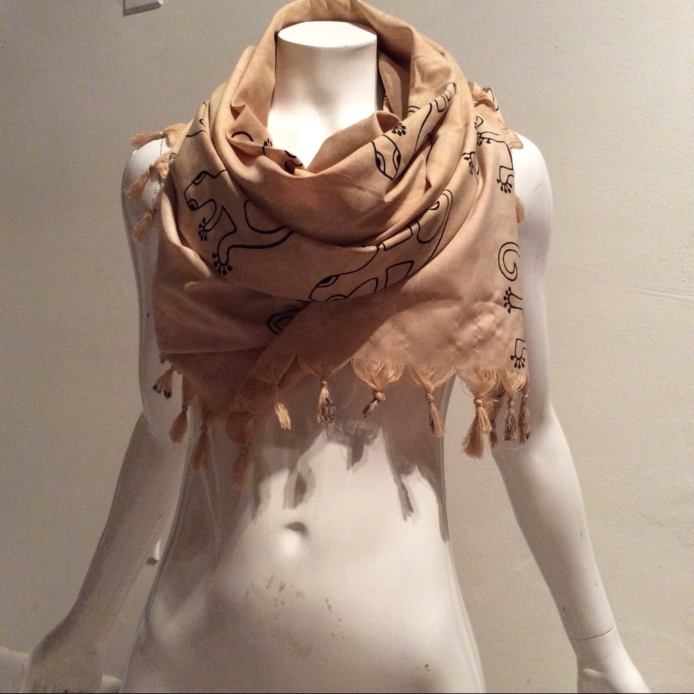 Rima lizard body scarf or wrap