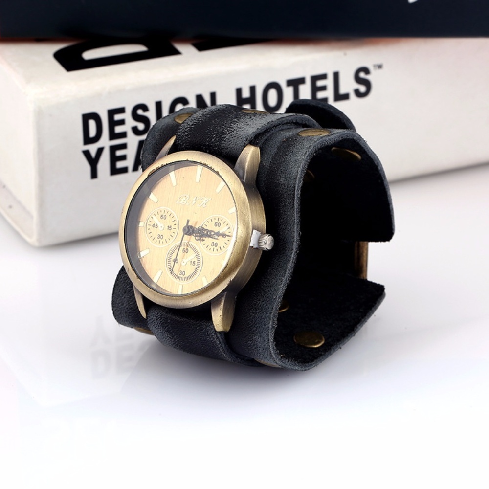 Leather Watch - Picture 4 of 5