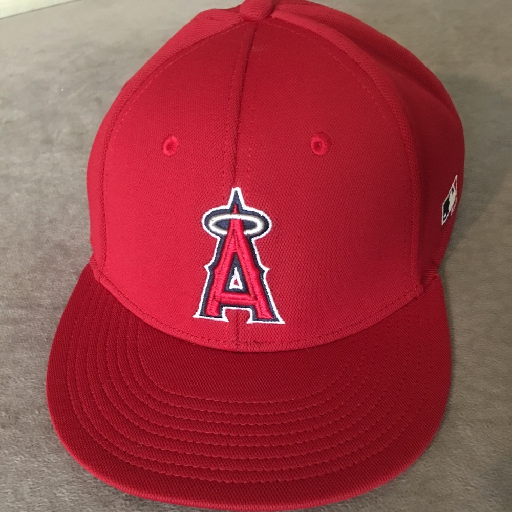 Angels hat