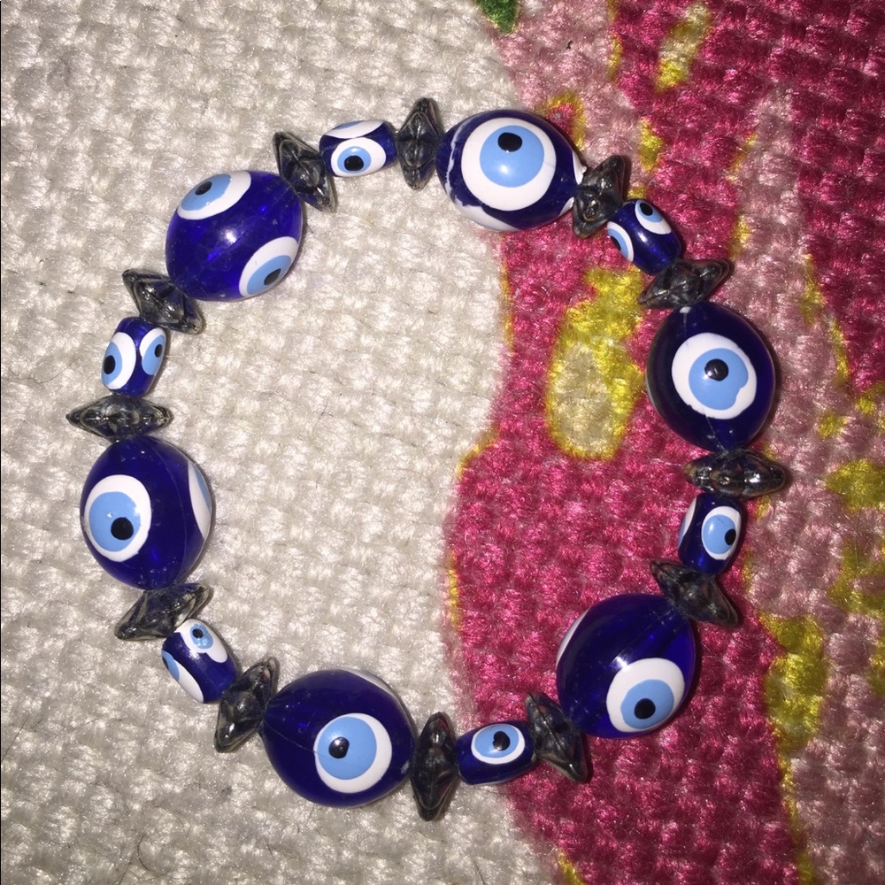 BLUE EYES Bracelet