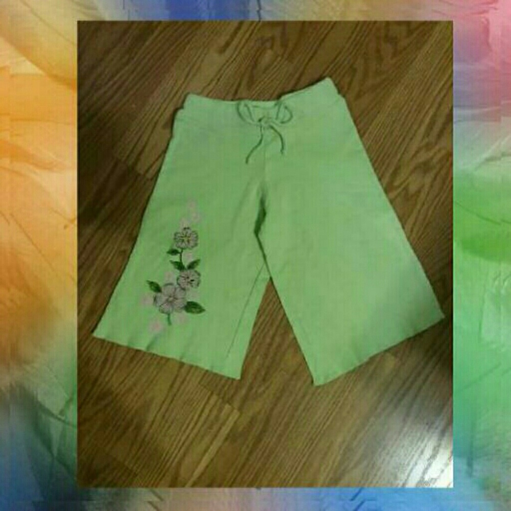 Nice  looking  pant