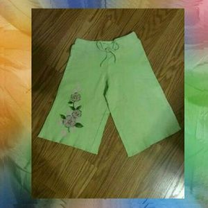Nice  looking  pant