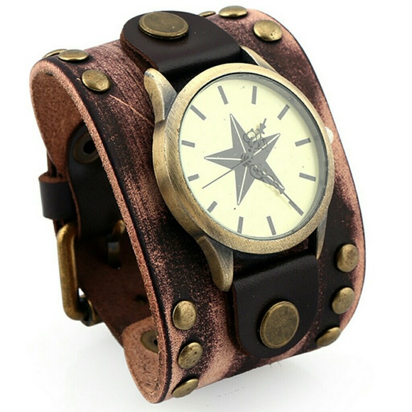 Leather Belt Fashion Watch - Picture 4 of 4