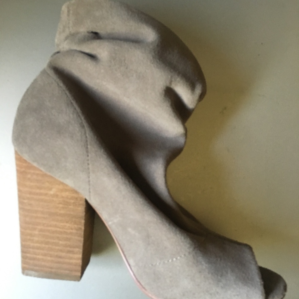 Chinese Laundry booties
