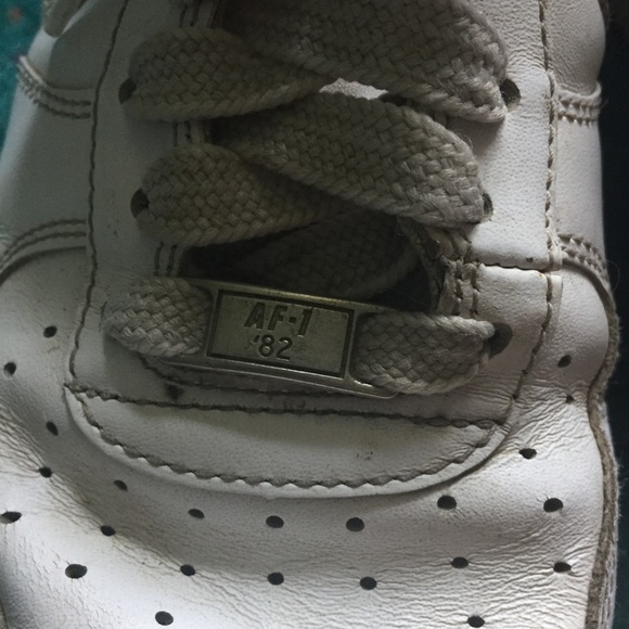 Nike Air Force 1 shoes - Picture 3 of 3