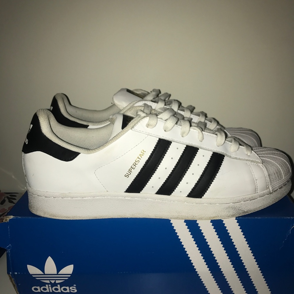 Men's superstar adidas
