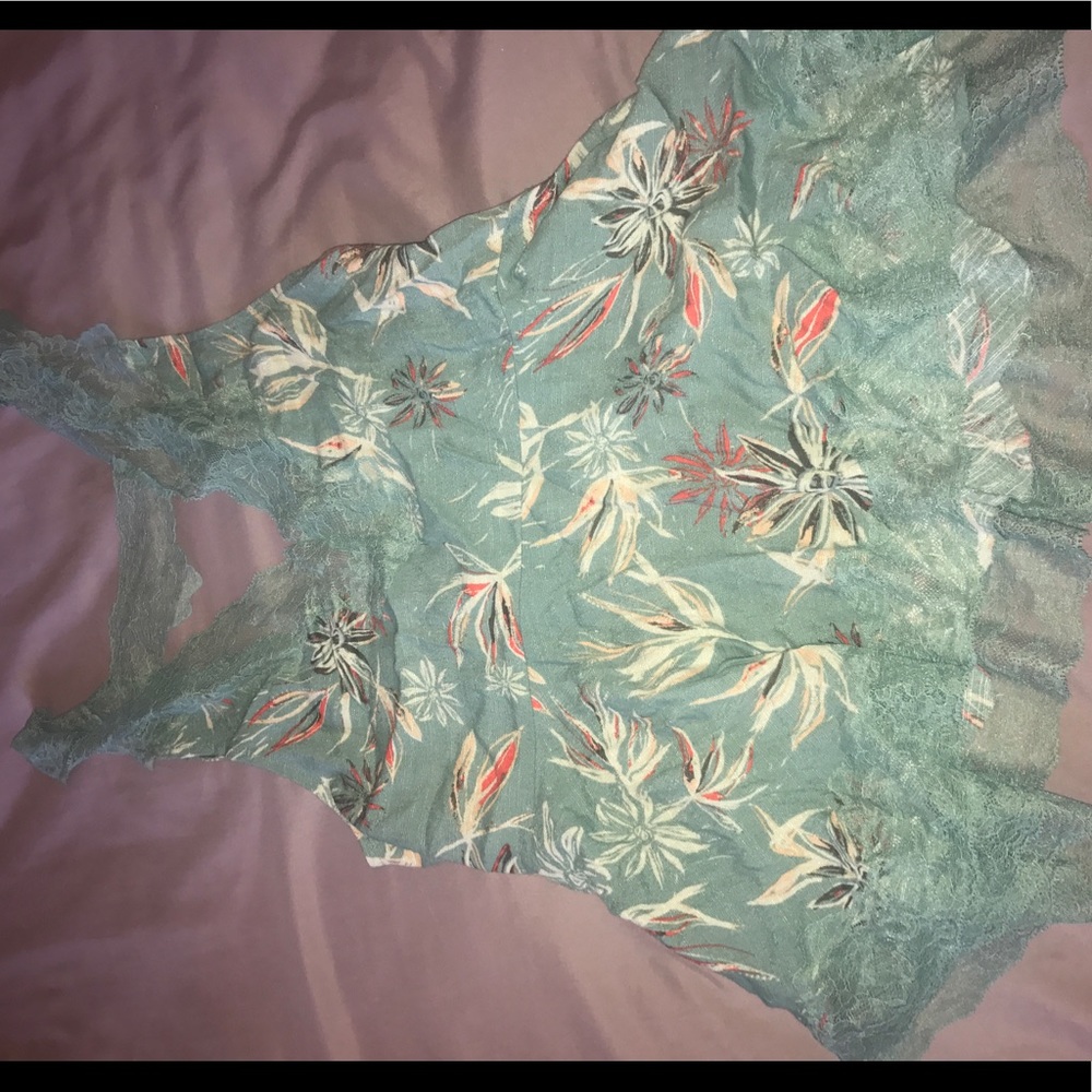 Free people floral & lace top