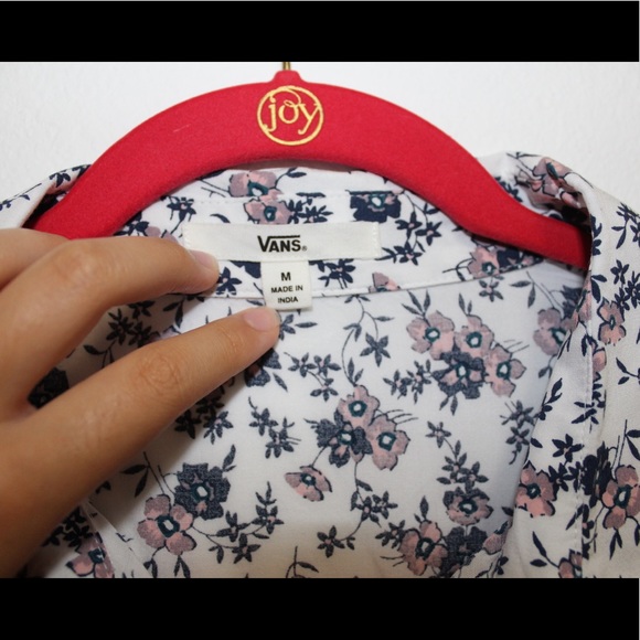 Vans Women's Button-up Floral Top - Picture 2 of 3