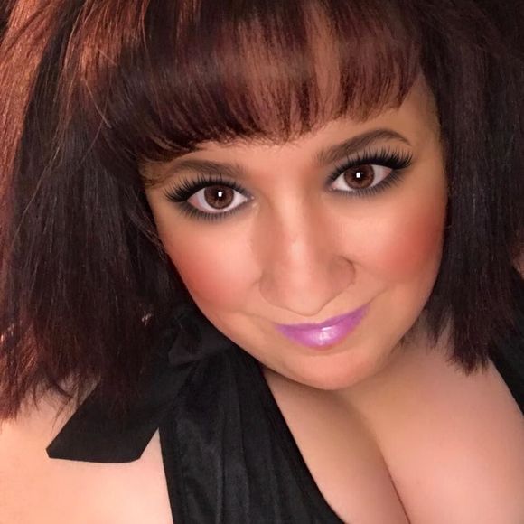 Meet your Posher, Linda - Picture 1 of 1