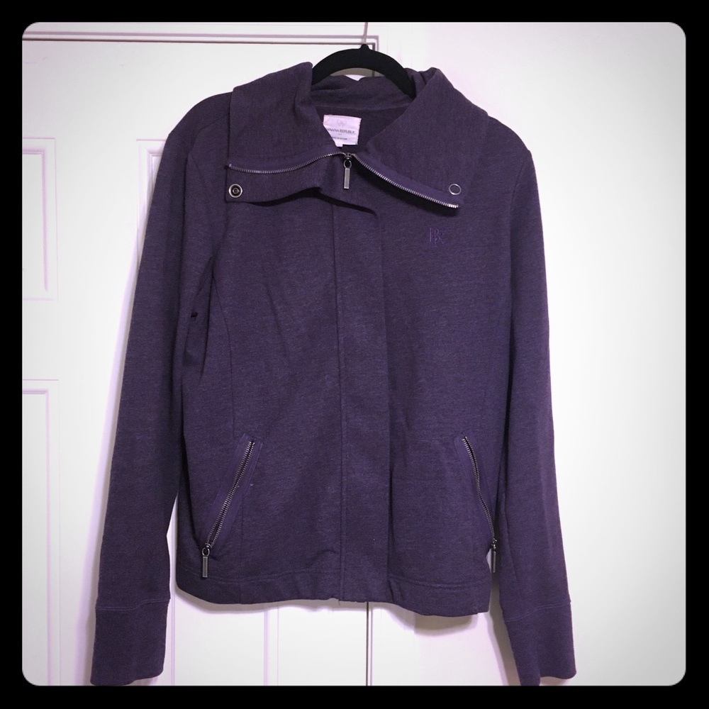 Cute Banana Republic Sweatshirt