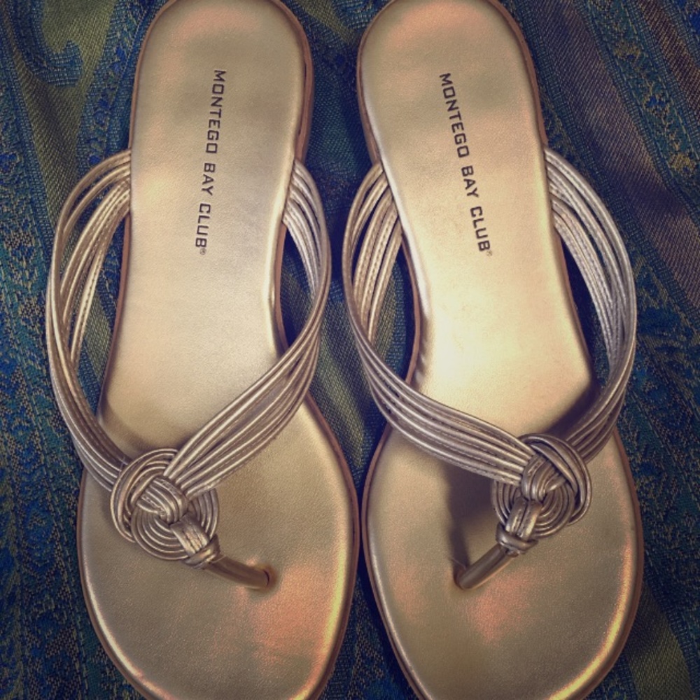 Montego Gold Knot Sandals. Sz 7