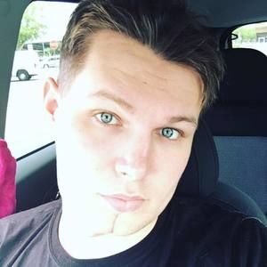 Meet your Posher, Blake