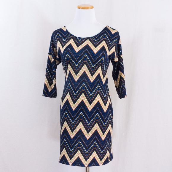 Chevron Scoop-Neck Tunic Dress - Picture 3 of 7