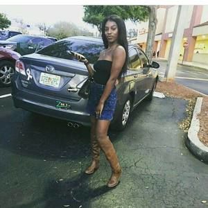 Meet your Posher, Mya