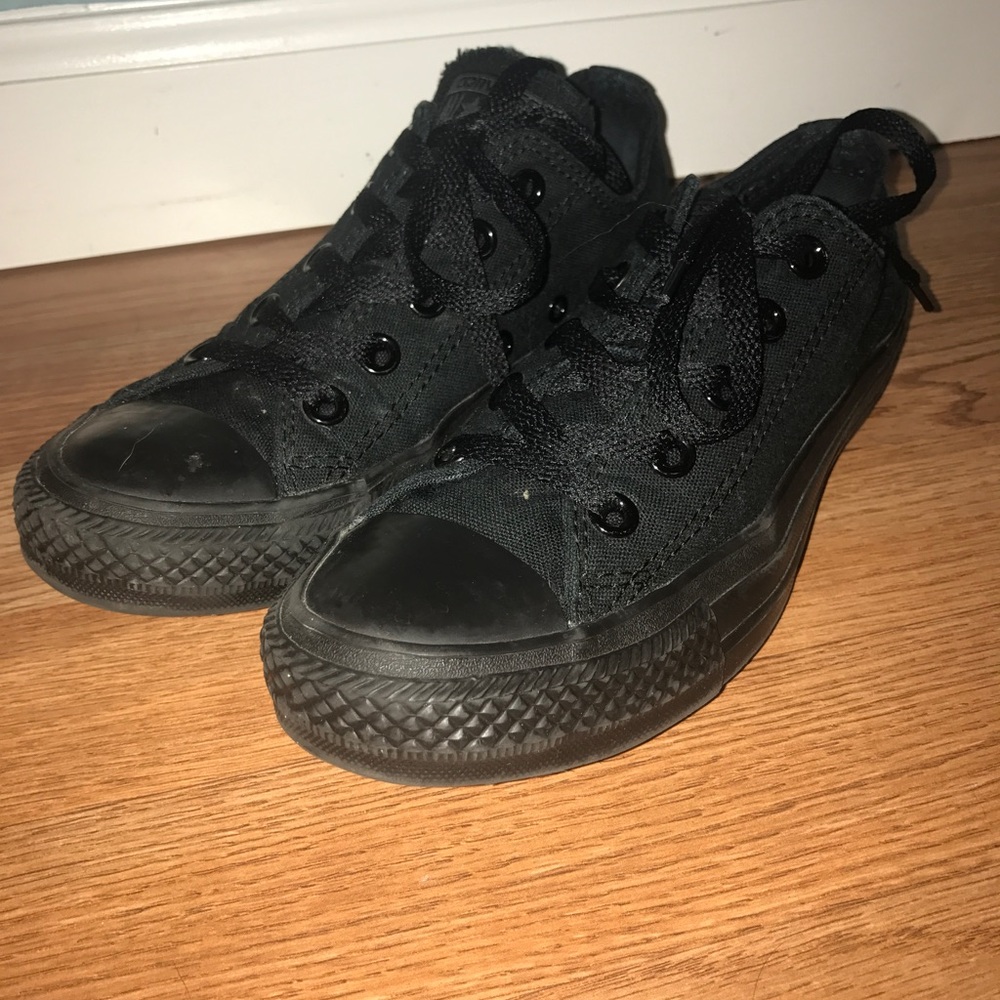Triple black converse