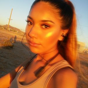 Meet your Posher, Mariana